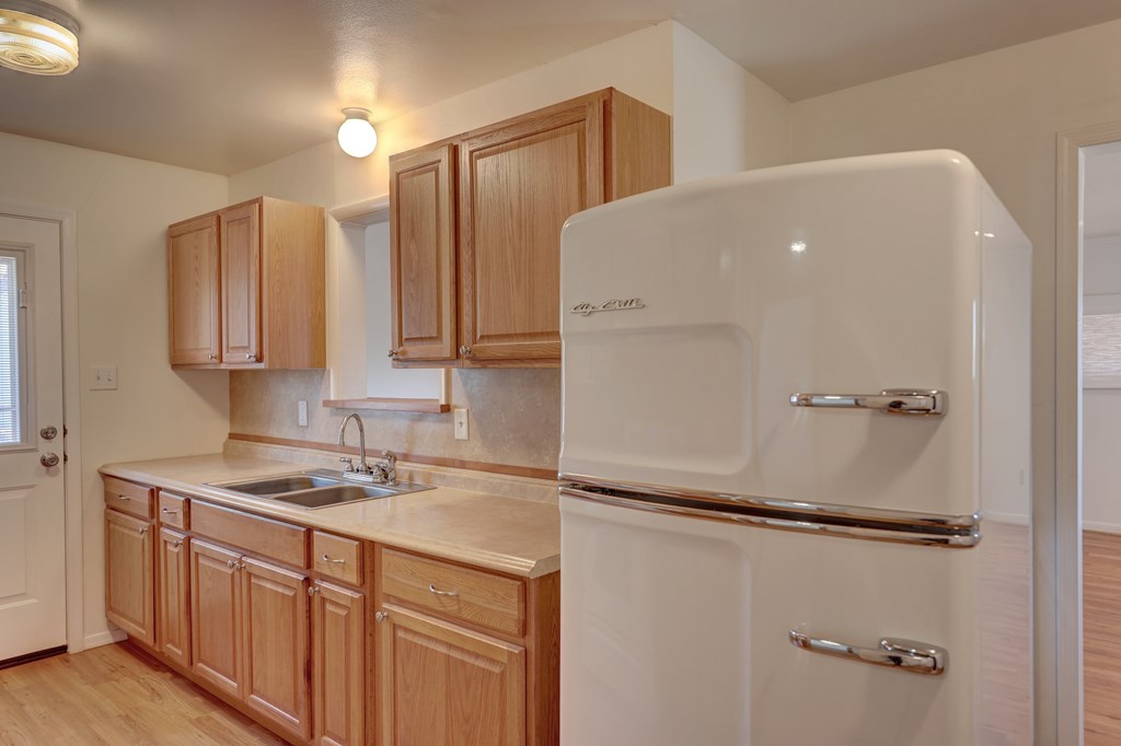 205 Lamar St. Property Photo 8