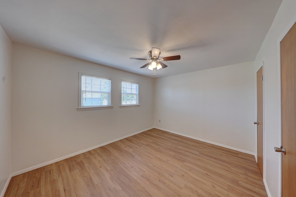 205 Lamar St. Property Photo 12