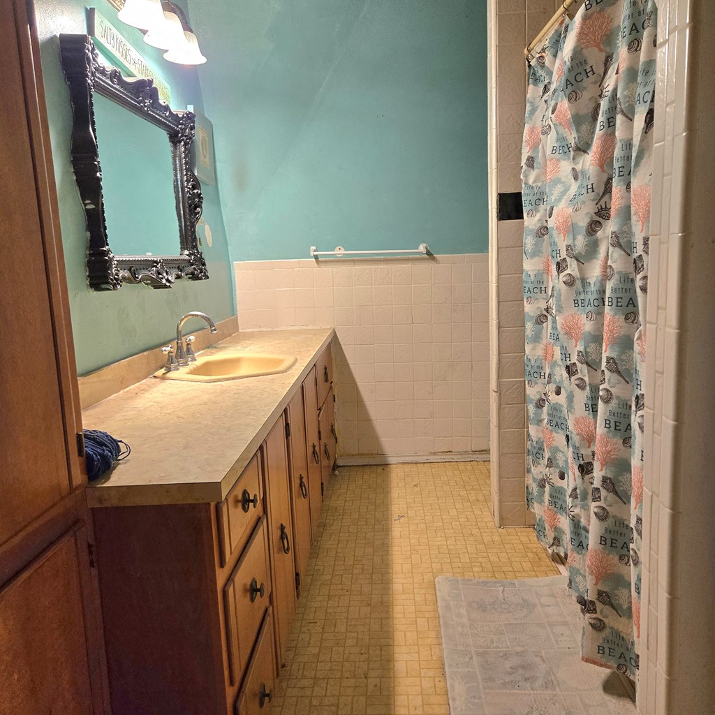 9524 W April Property Photo 8