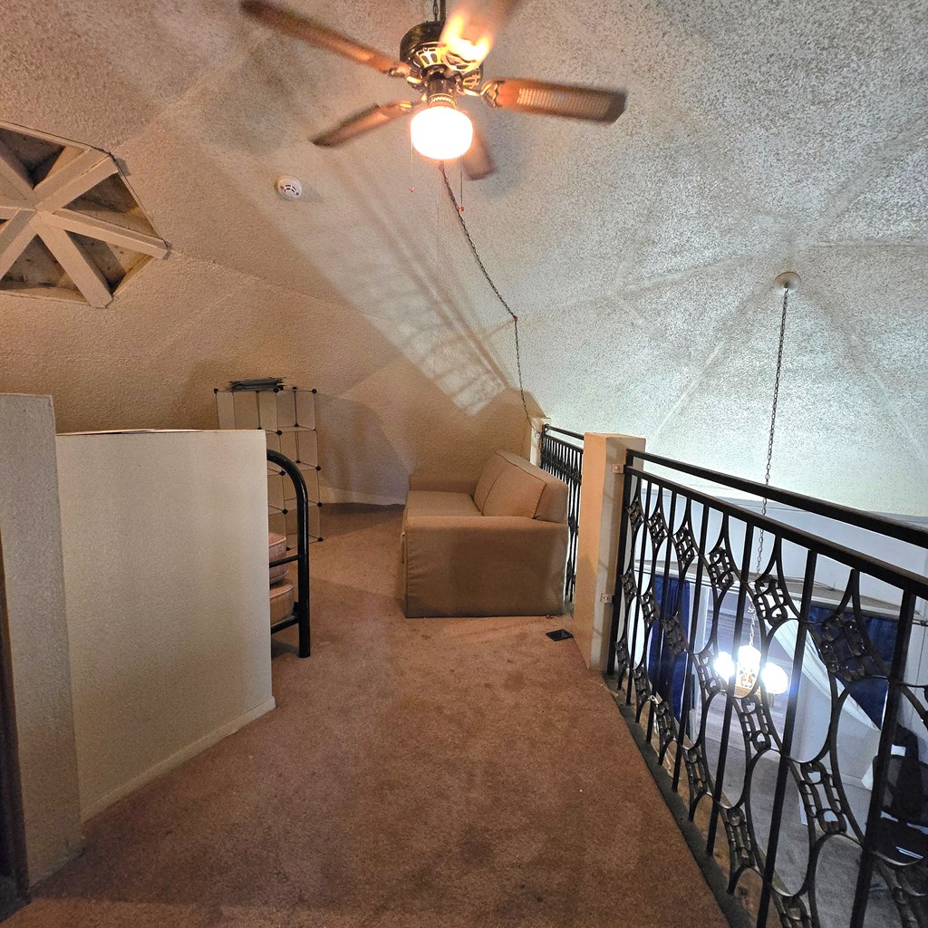 9524 W April Property Photo 10