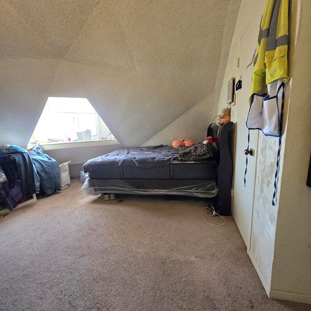 9524 W April Property Photo 11