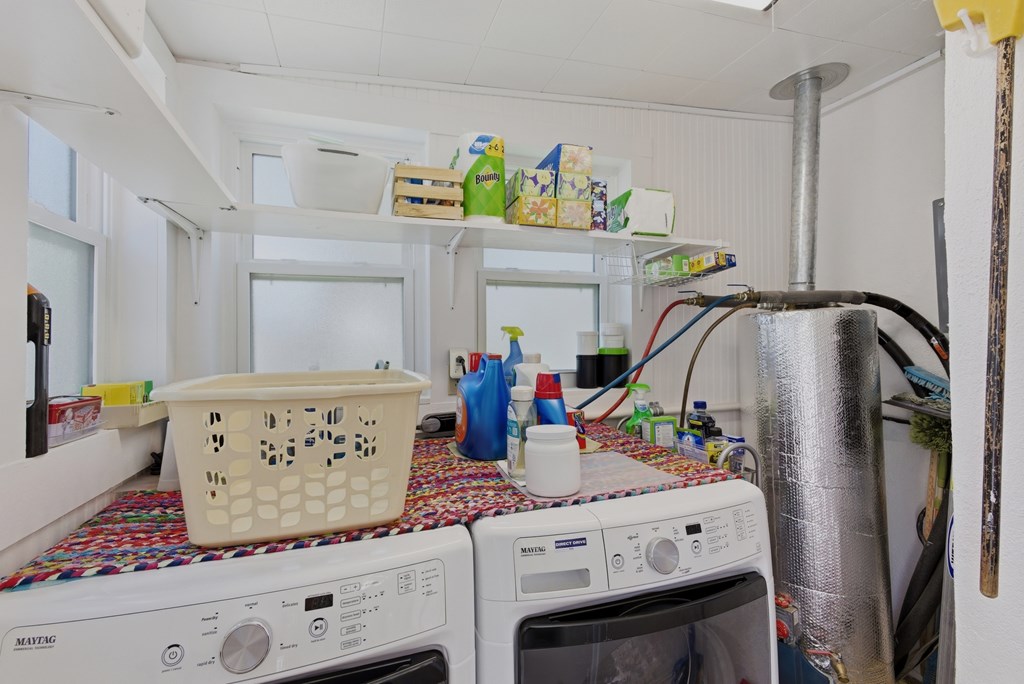 305 W Uvalde Property Photo 18