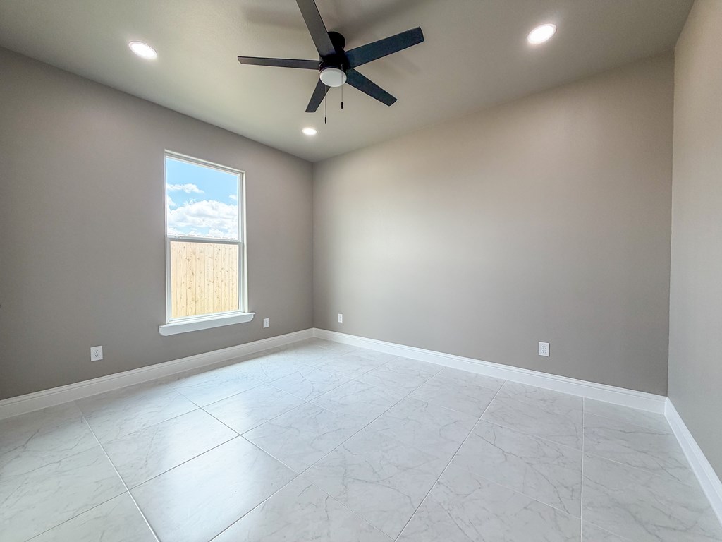 8625 Santa Isabella Property Photo 17