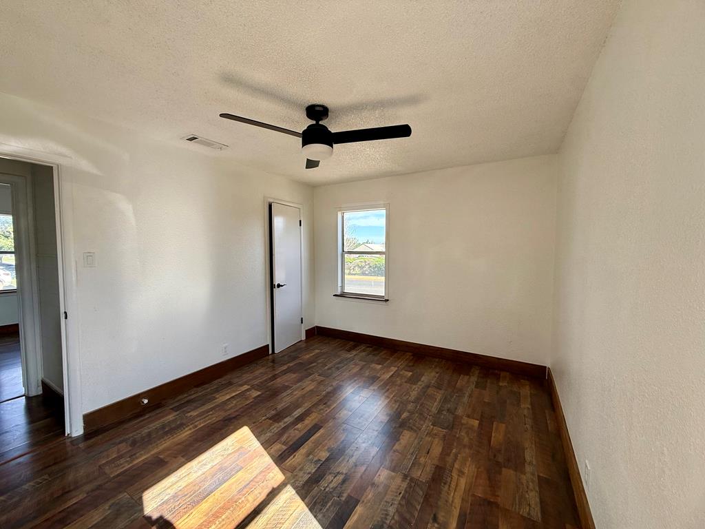 801 Ne 5th Property Photo 16