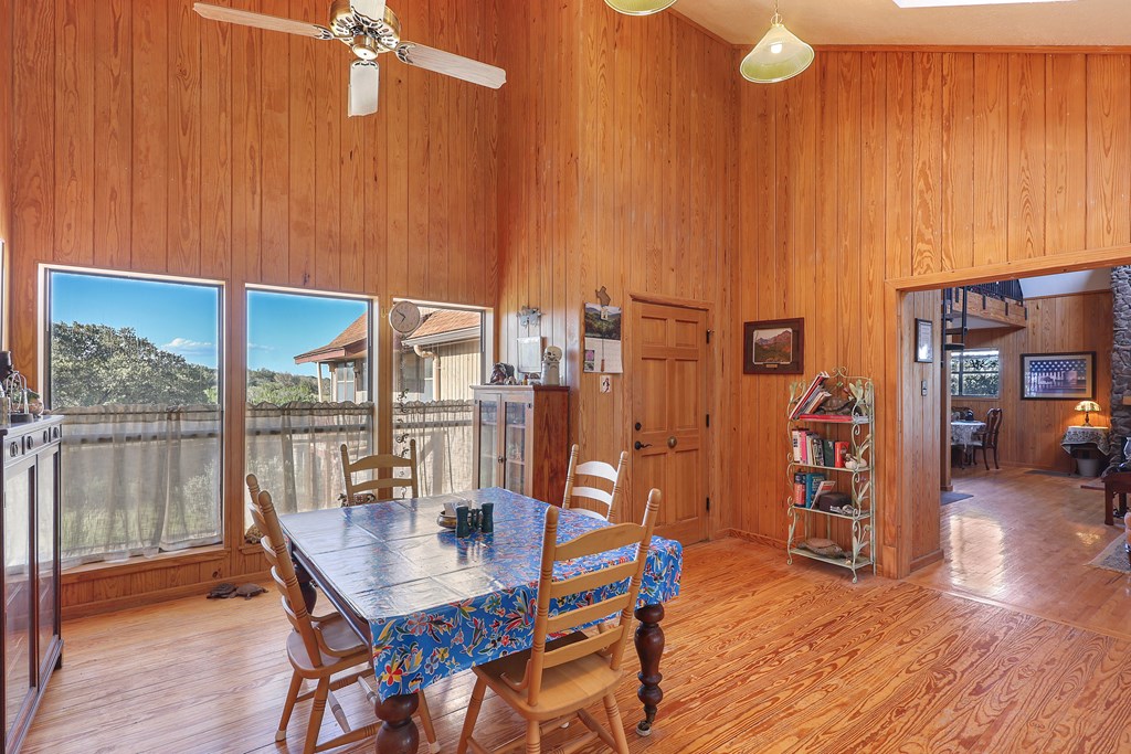 408 Pinon Property Photo 5