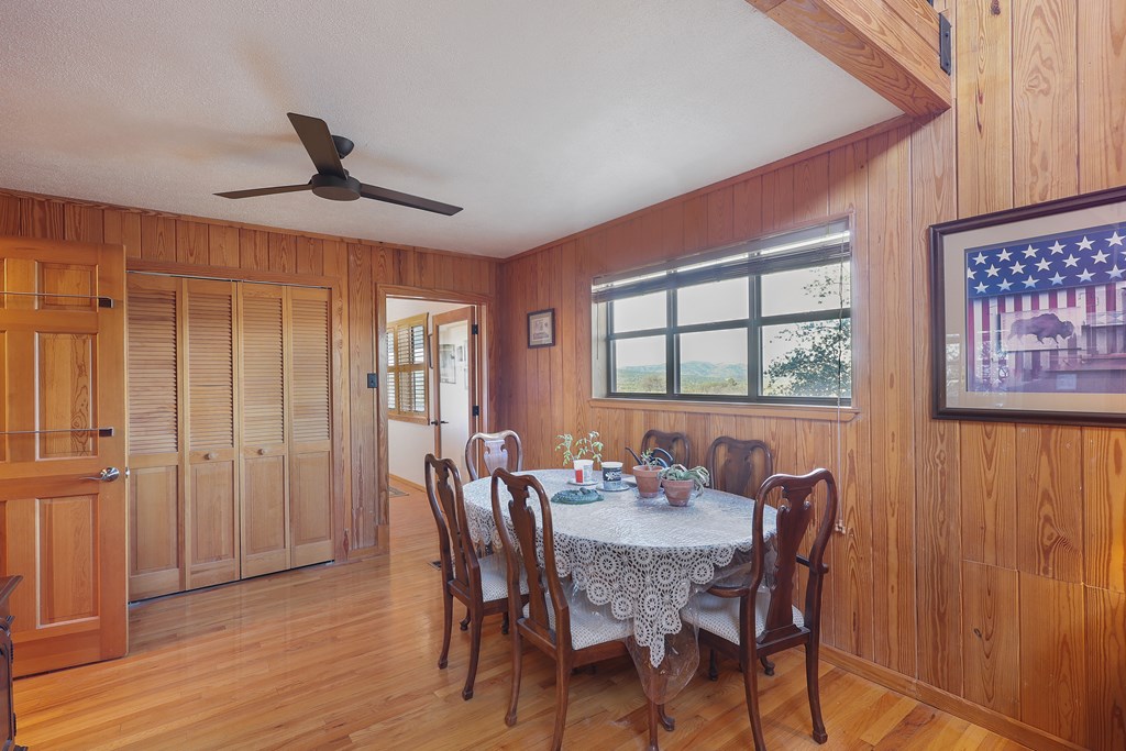 408 Pinon Property Photo 7
