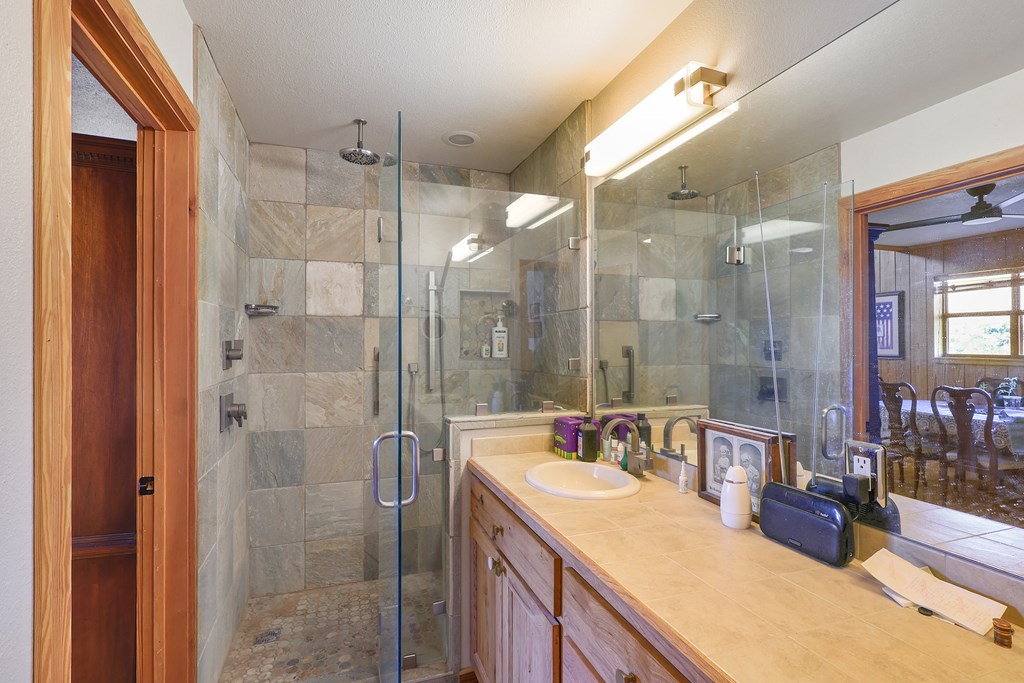 408 Pinon Property Photo 10