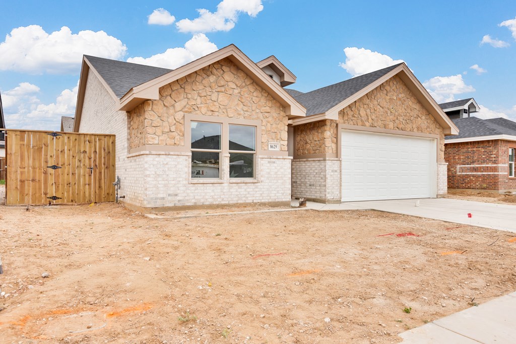 8629 Pamplona Pl Property Photo 2