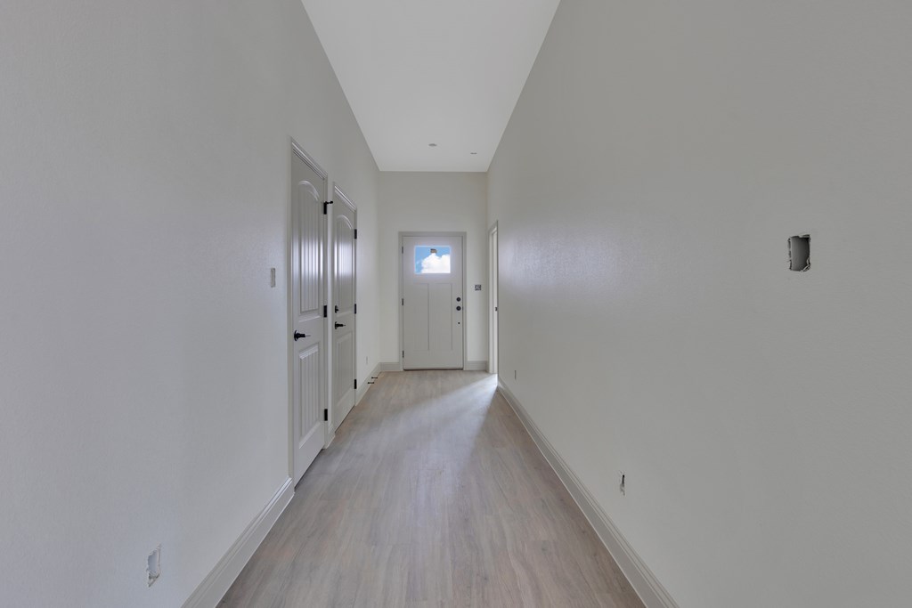 8629 Pamplona Pl Property Photo 9