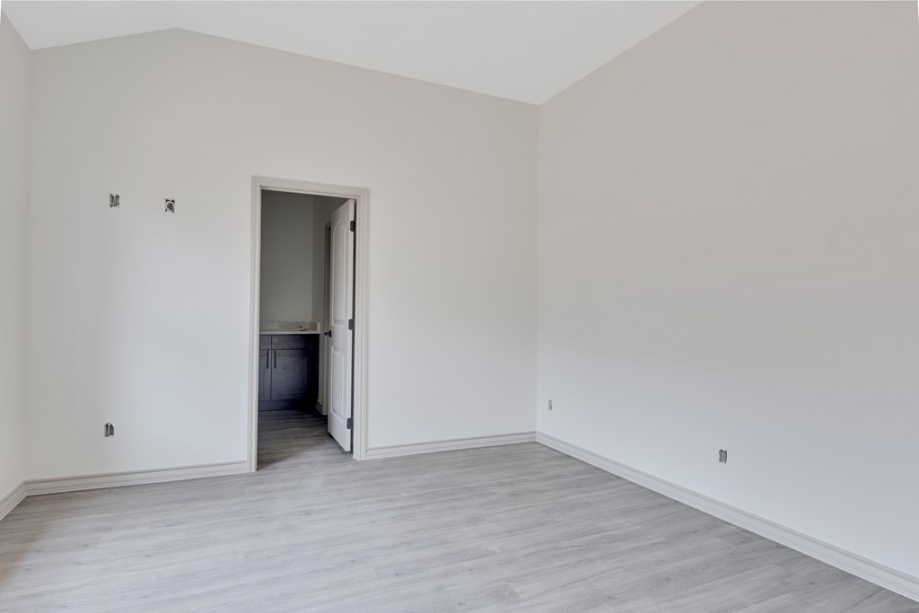 8629 Pamplona Pl Property Photo 17