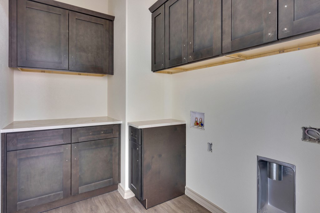 8629 Pamplona Pl Property Photo 21