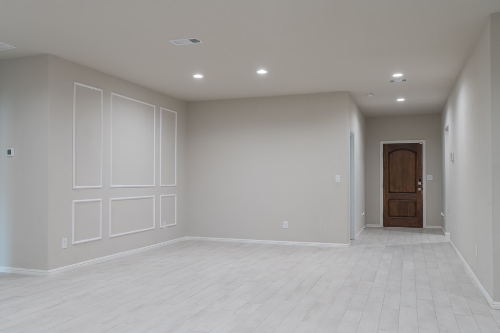 7117 Casari Property Photo 9
