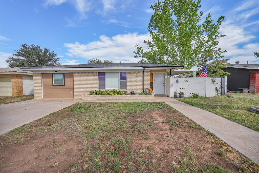 3624 Springdale Dr Property Photo 1