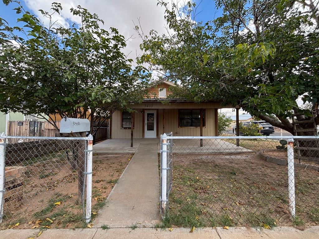 3400 N Washington Ave Property Photo 1