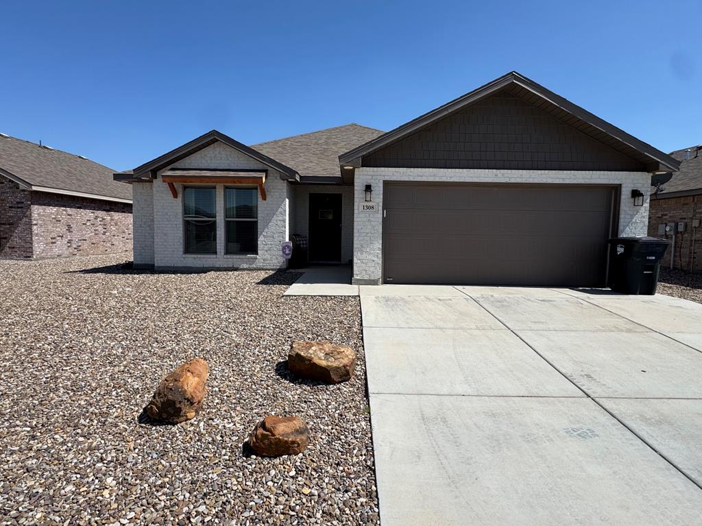 1308 Masquerade Blvd Property Photo 1