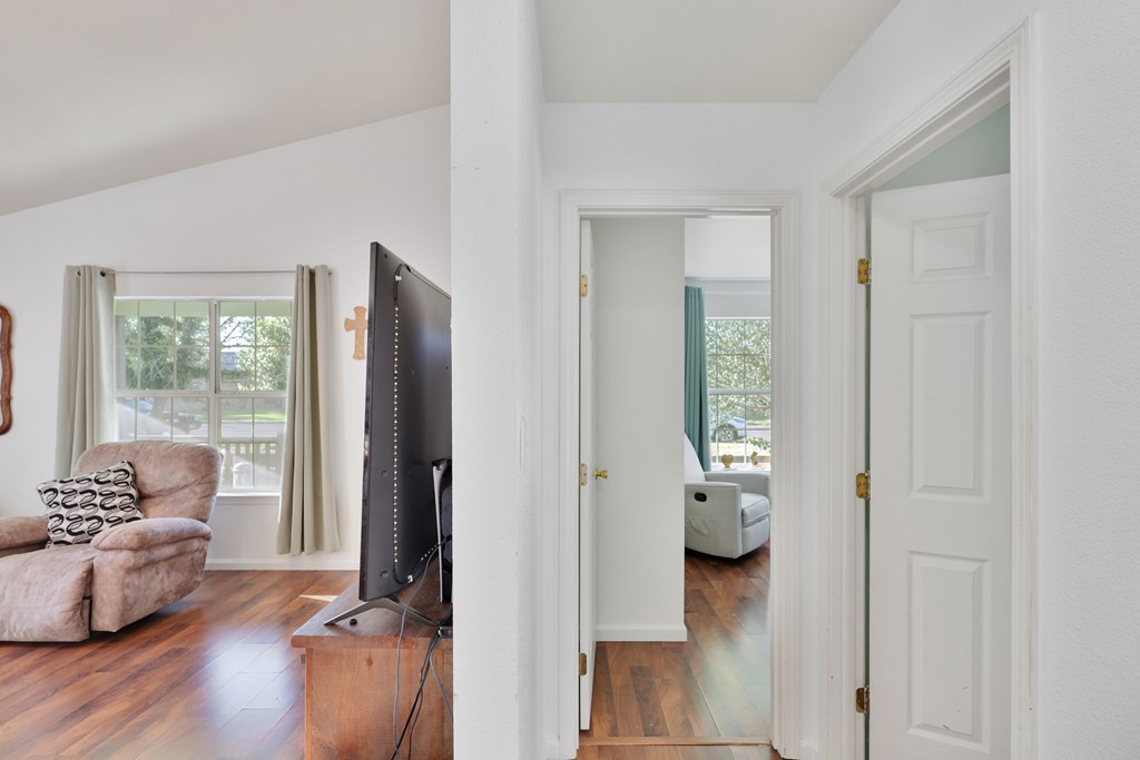 1006 W Del Rio St Property Photo 20