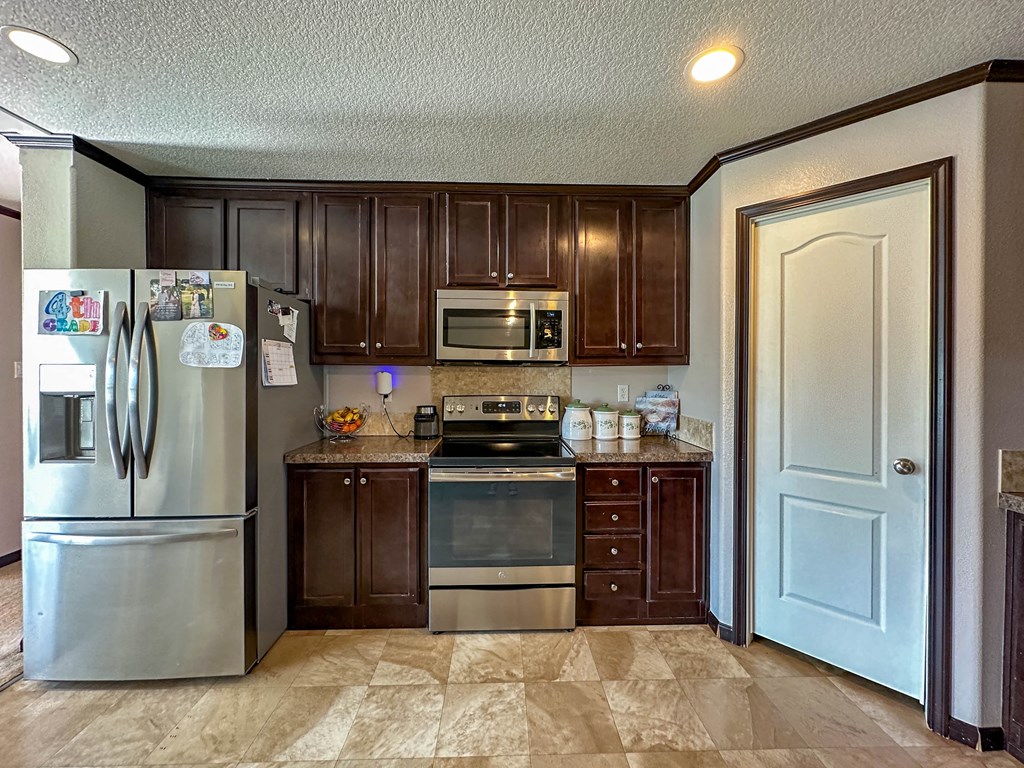 121 County Rd 209-b Property Photo 9
