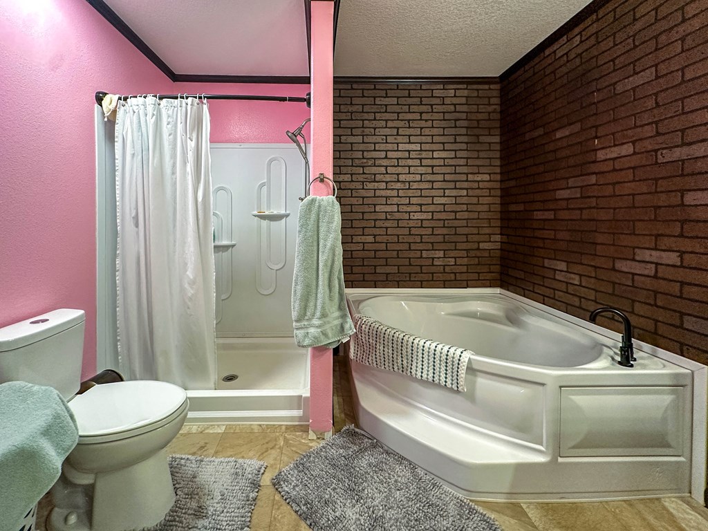 121 County Rd 209-b Property Photo 18