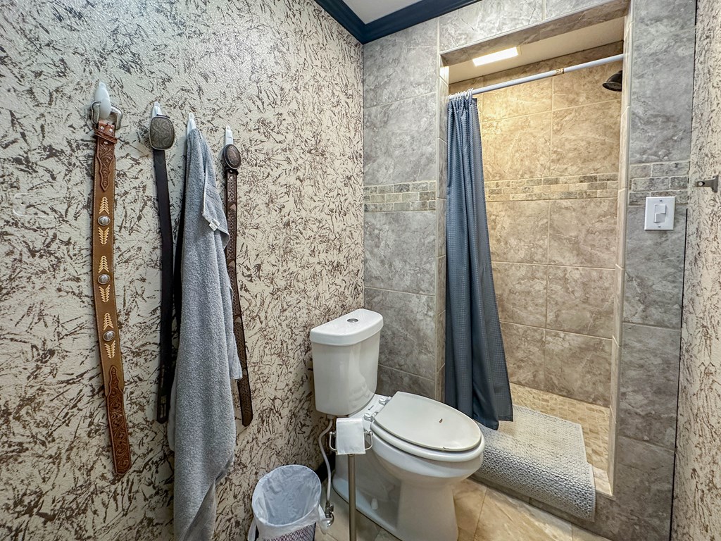 121 County Rd 209-b Property Photo 23