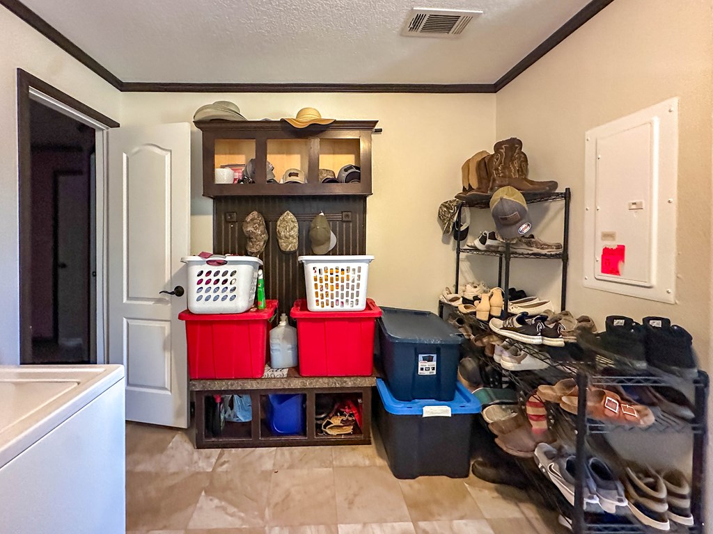 121 County Rd 209-b Property Photo 28