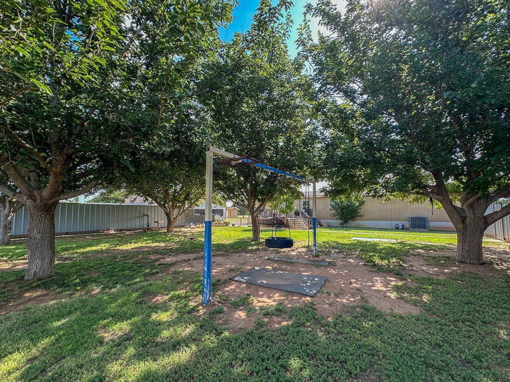 121 County Rd 209-b Property Photo 32