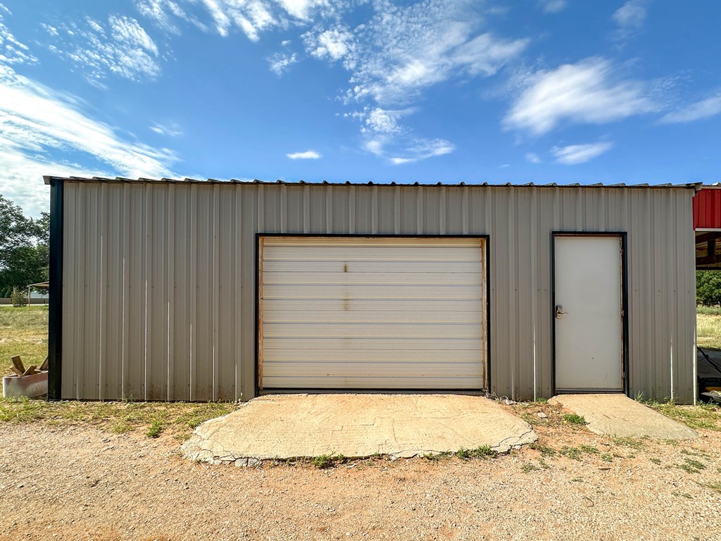 121 County Rd 209-b Property Photo 37