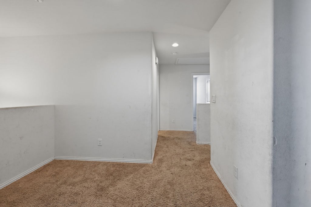 1719 Twin Falls Dr Property Photo 34