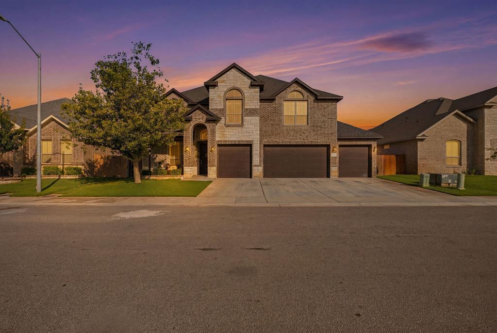 6 San Saba Drive Property Photo 2