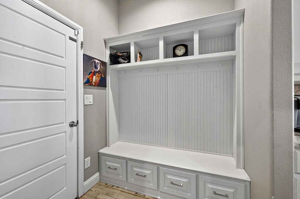 6 San Saba Drive Property Photo 40