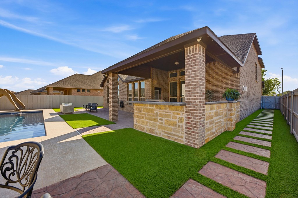6 San Saba Drive Property Photo 72