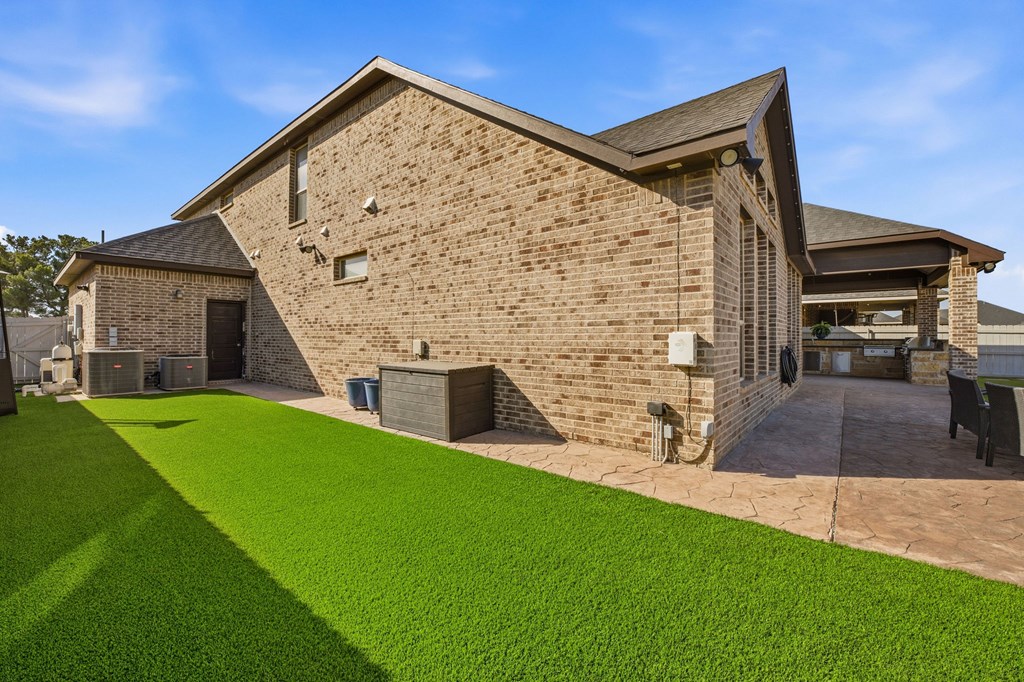 6 San Saba Drive Property Photo 73