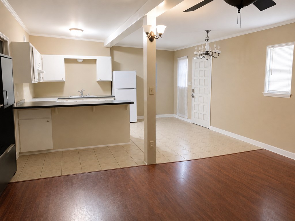 801 E Holland Avenue Property Photo 13