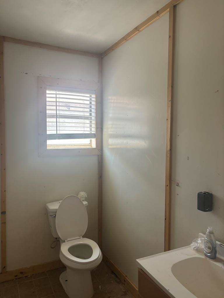301 4th Property Photo 4