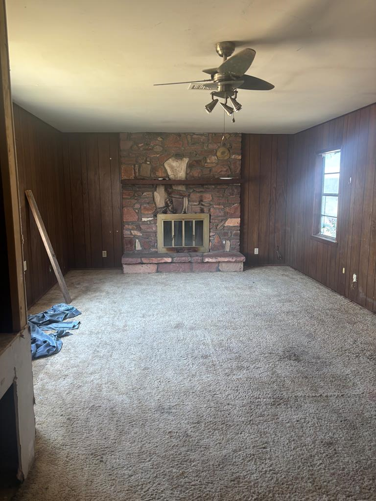 301 4th Property Photo 7
