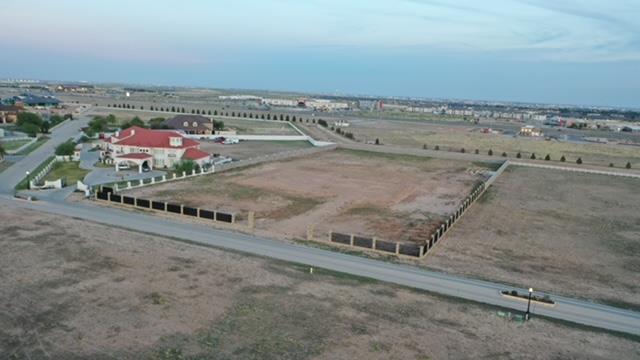 18 Estates Dr Property Photo 1