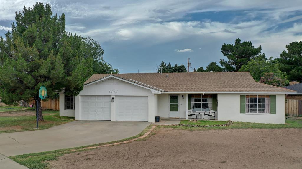2000 Enfield Property Photo 1