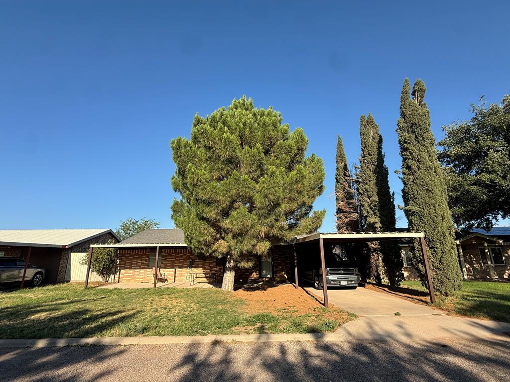 106 N Pyote Property Photo 1