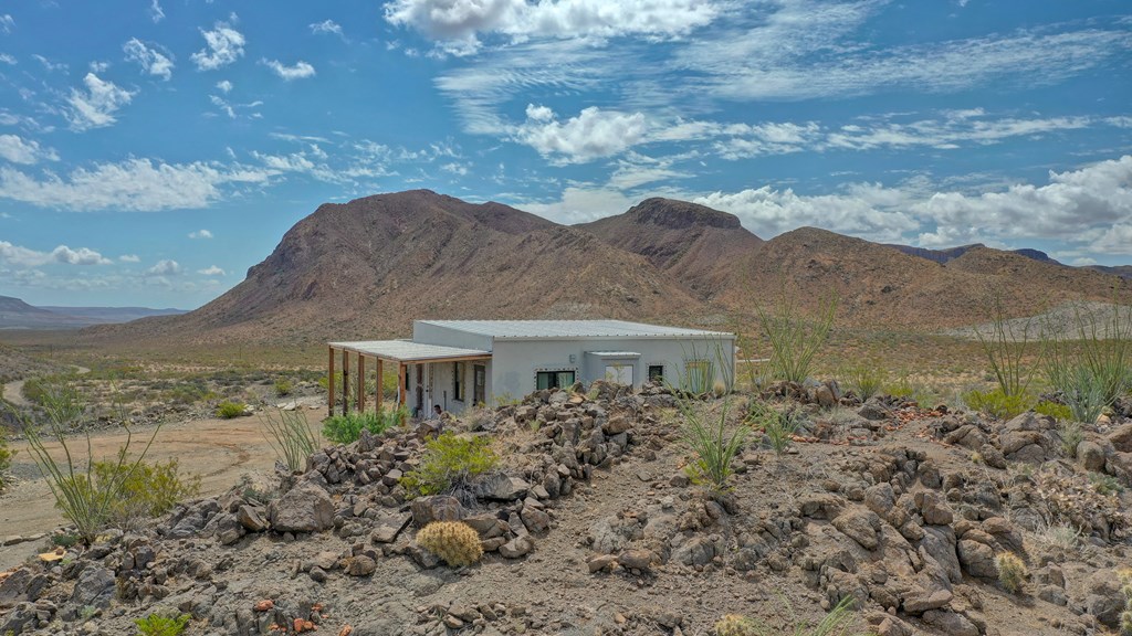 93 Rockin Ranch Rd Property Photo 14