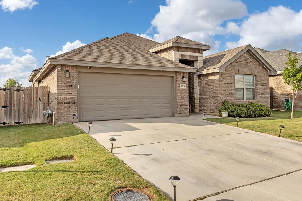 1629 Twin Falls Dr