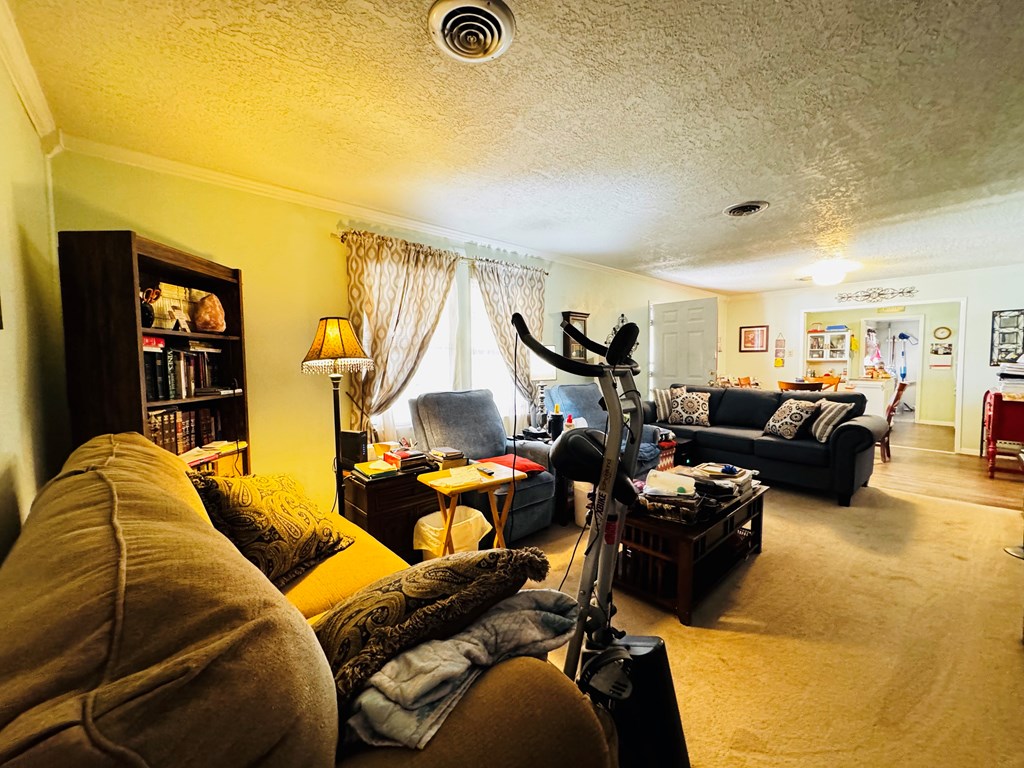 3545 N Greer Property Photo 4