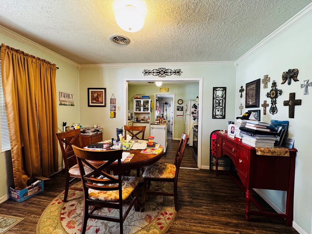 3545 N Greer Property Photo 6