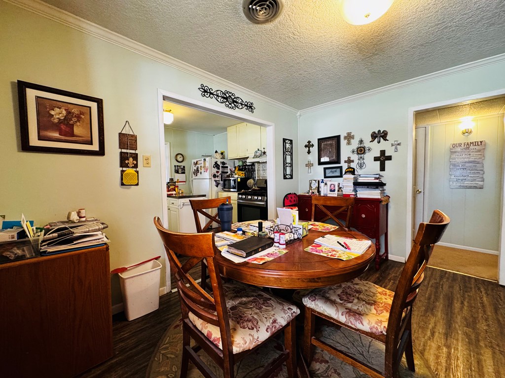 3545 N Greer Property Photo 7