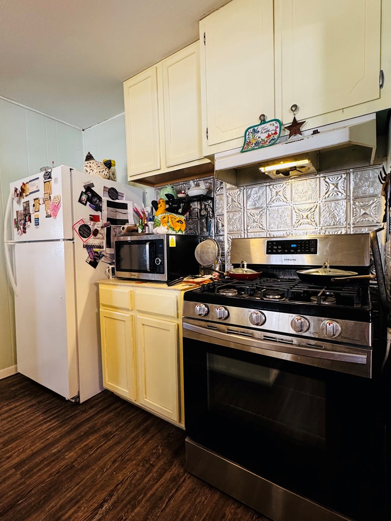 3545 N Greer Property Photo 10