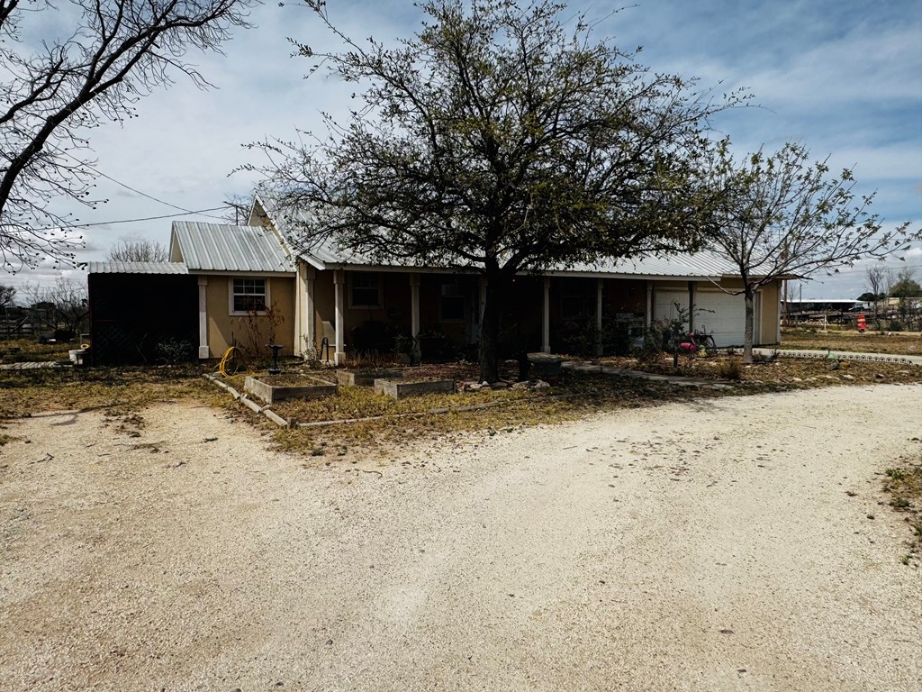 3545 N Greer Property Photo 18