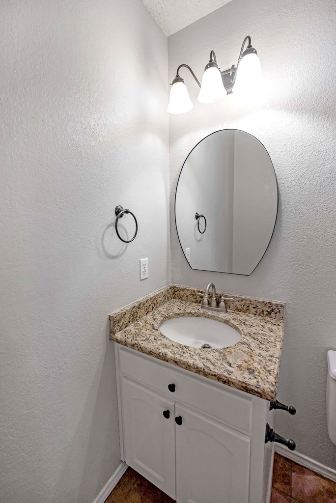 5305 Ridgefield Court Property Photo 31