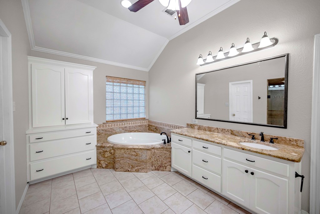 5305 Ridgefield Court Property Photo 55