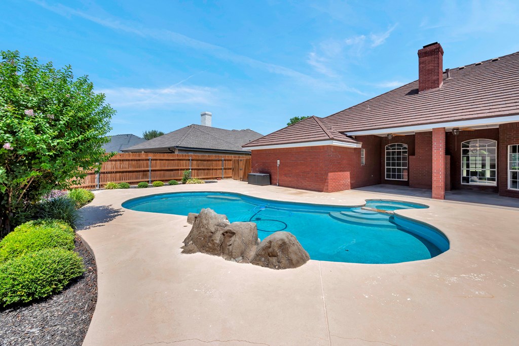 5305 Ridgefield Court Property Photo 60