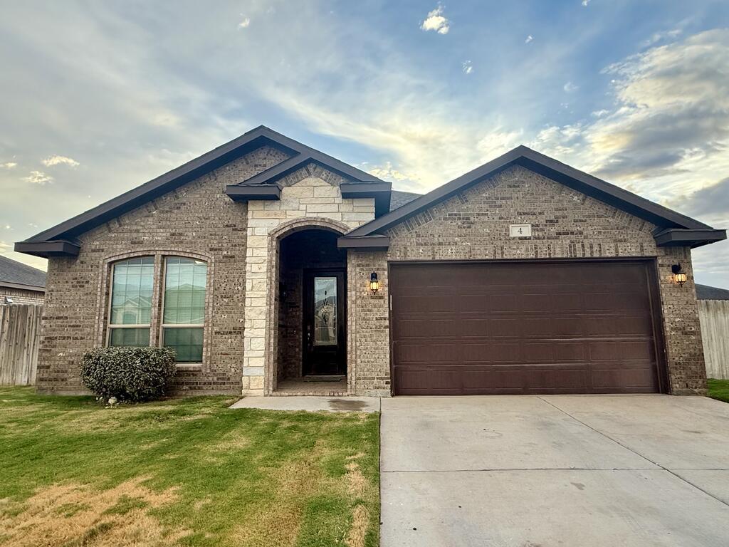 4 Desert Rose Property Photo 1