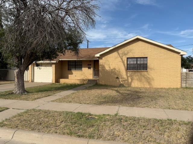 812 S Poplar Property Photo 1