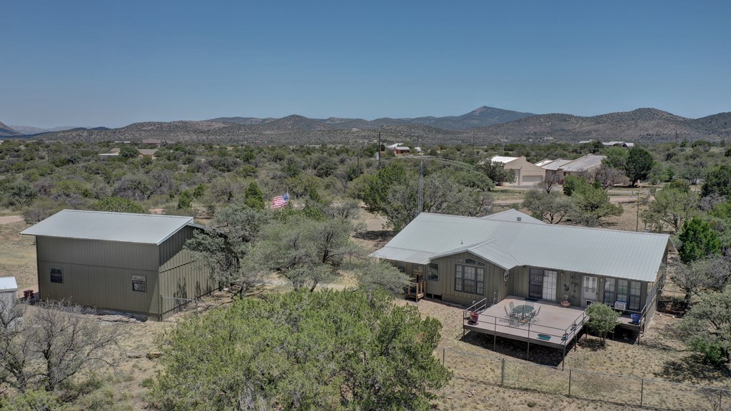 111 Juniper Property Photo 33
